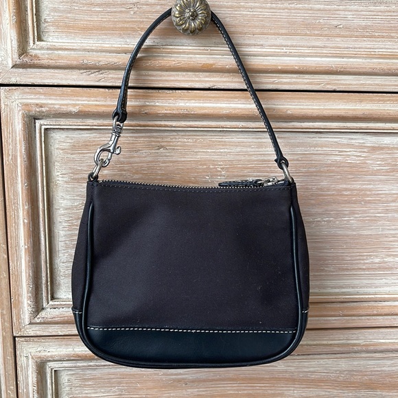 COACH VINTAGE Peach Leather / Canvas Mini Bag - Picture 3 of 12